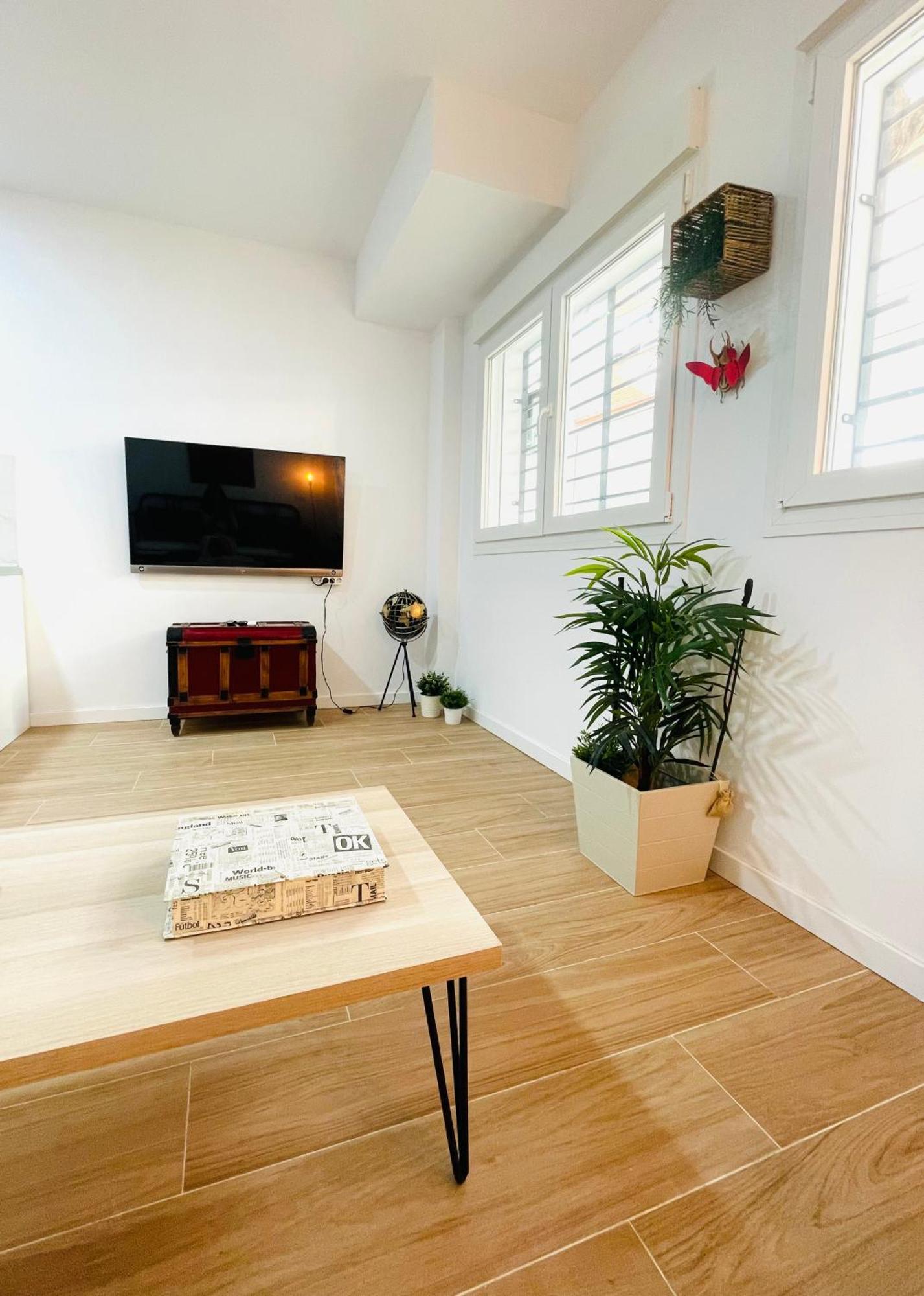 Completo Y Bello Apartamento En Málaga Extérieur photo