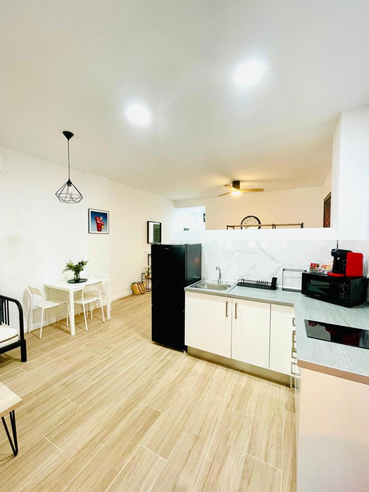 Completo Y Bello Apartamento En Málaga Extérieur photo