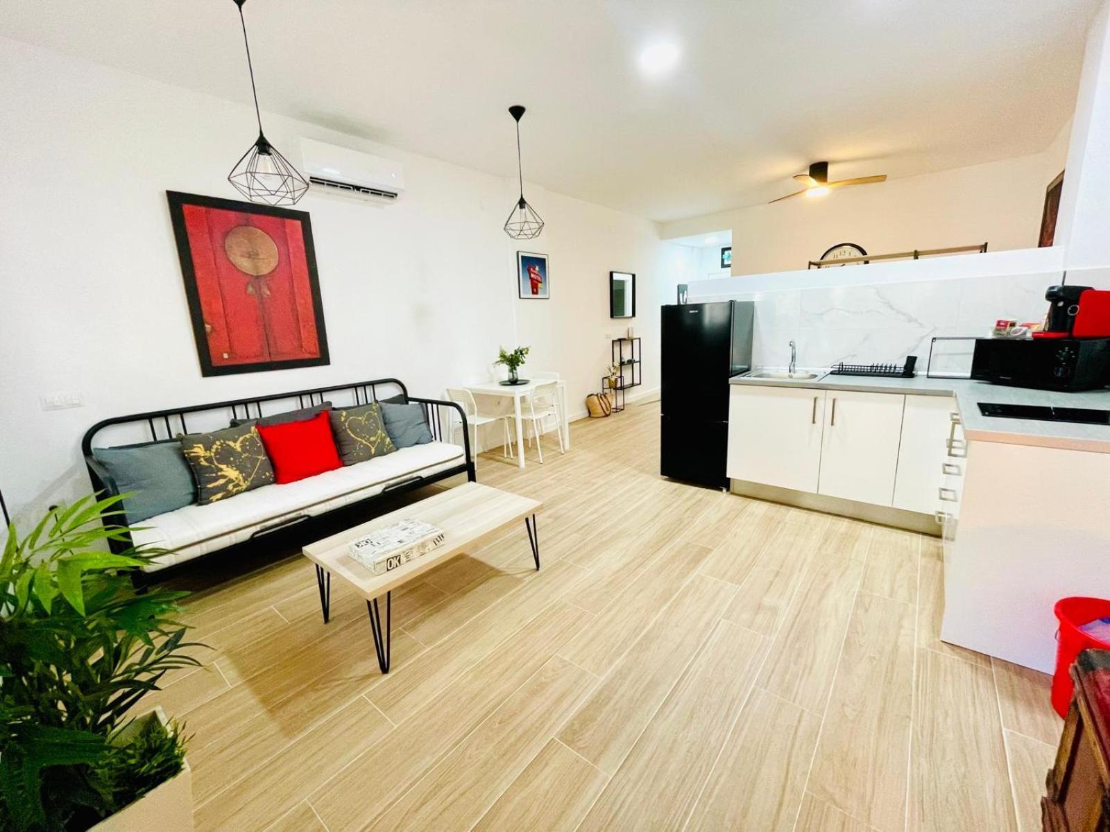 Completo Y Bello Apartamento En Málaga Extérieur photo