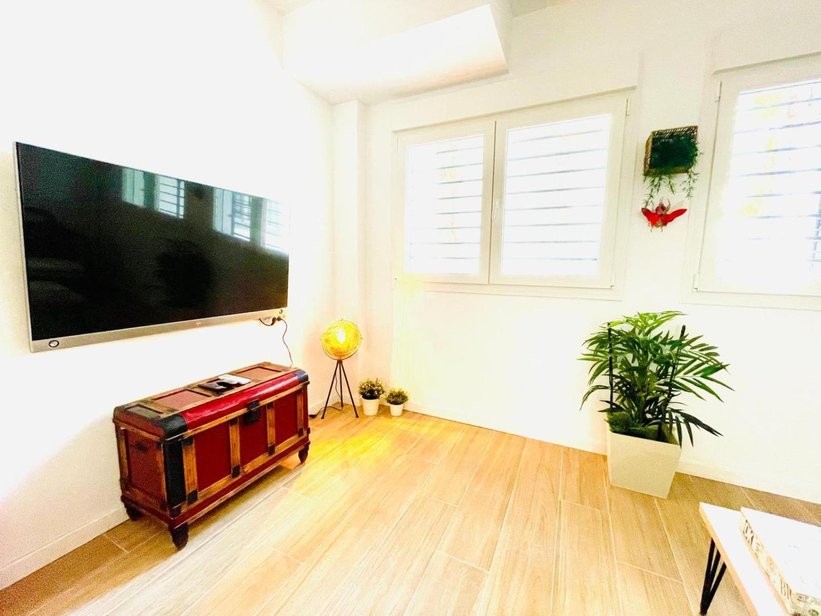 Completo Y Bello Apartamento En Málaga Extérieur photo